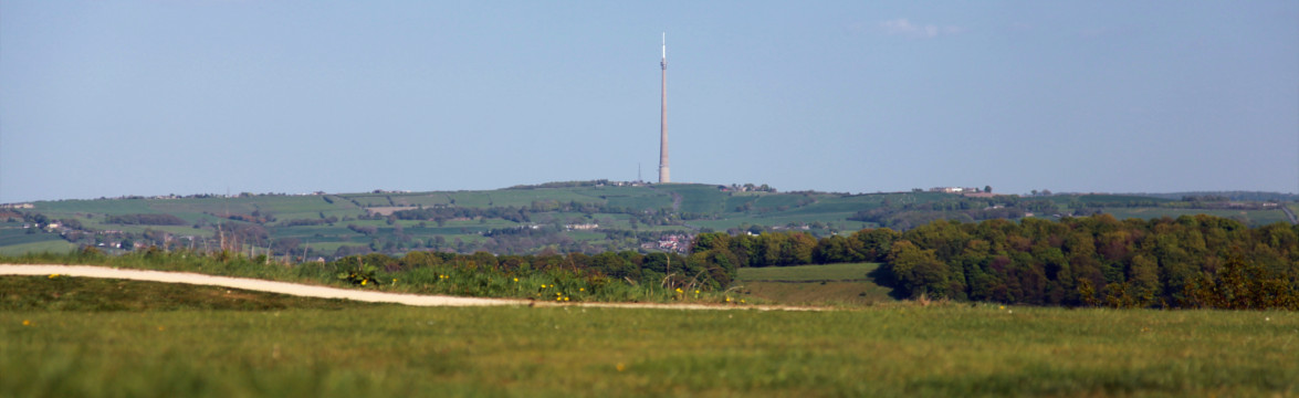 Emily Moor mast from a distance in Huddersfield